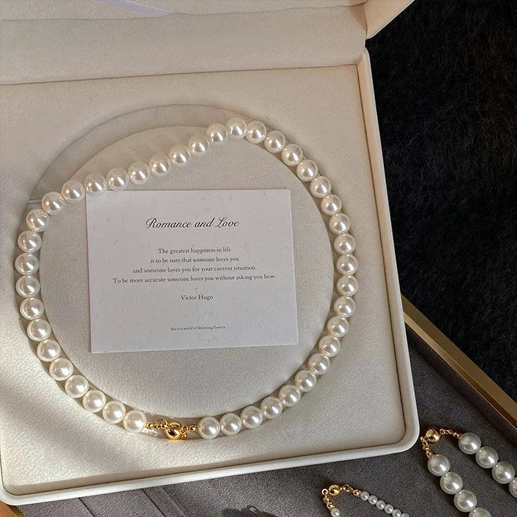Classic Pearl Necklace