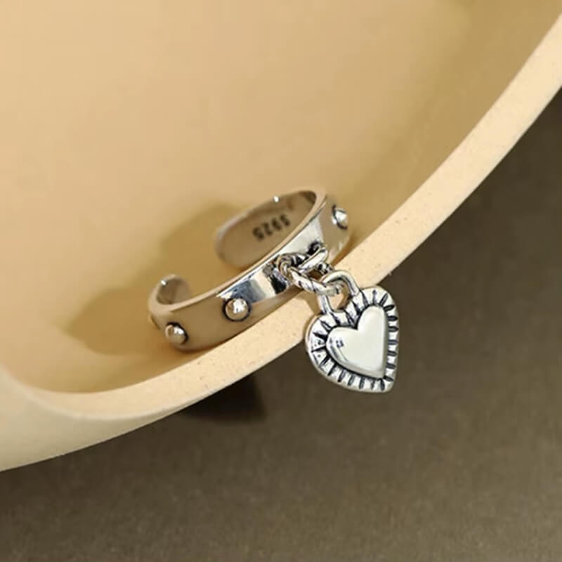 Dangling Heart Ring