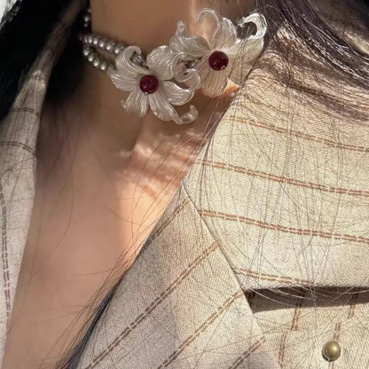 Floral Pearl Necklace