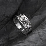 Carved Vintage Rings Collection