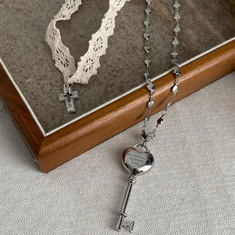 Lace Choker & Heart Lock Necklace