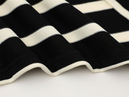 DAXUEN Striped crew neck t-shirt with embroidered text