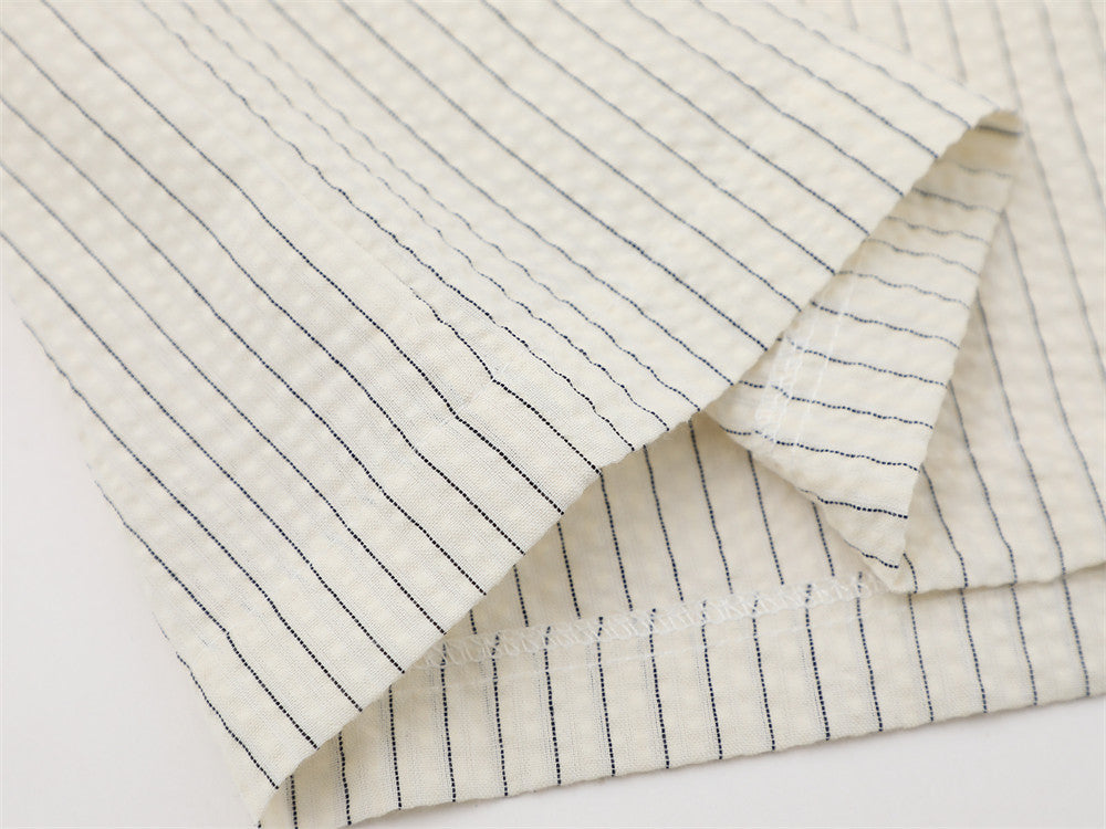 DAXUEN Short-sleeved button-up shirt with pinstripes and embroidery