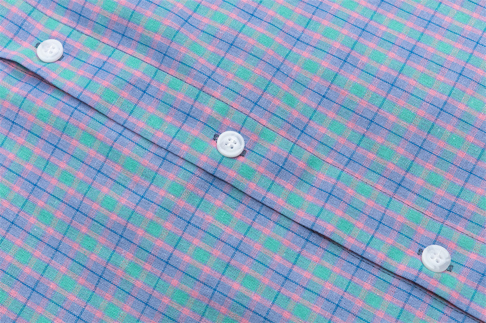 DAXUEN Casual short-sleeved plaid button-up shirt