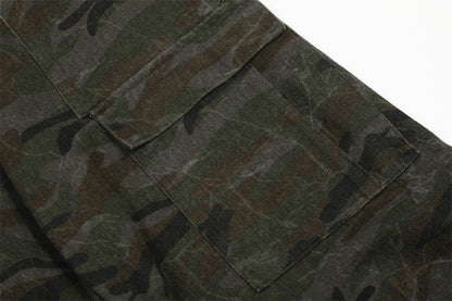 DAXUEN Wide-leg cargo pants in camouflage pattern