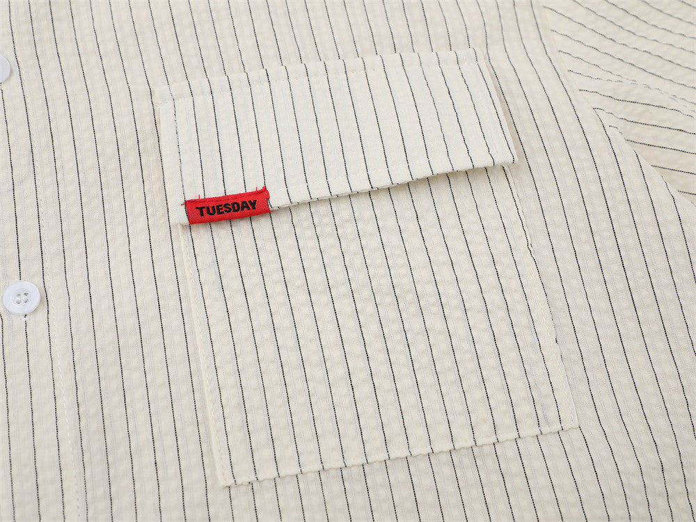 DAXUEN Short-sleeved button-up shirt with pinstripes and embroidery