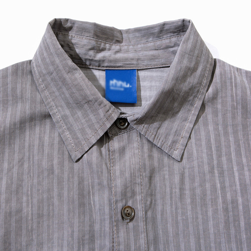 DAXUEN Short-sleeved grey striped button-up shirt