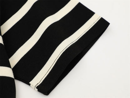 DAXUEN Striped crew neck t-shirt with embroidered text