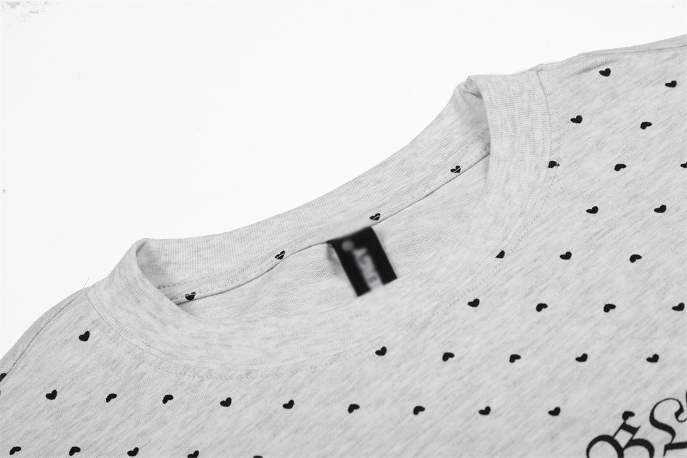 DAXUEN Short-sleeved relaxed-fit T-shirt with heart motifs and gothic graphic