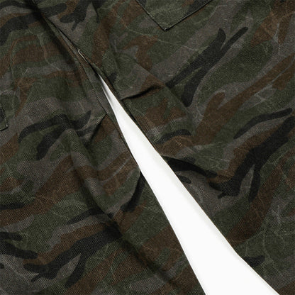 DAXUEN Wide-leg cargo pants in camouflage pattern