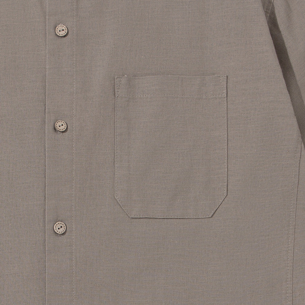 DAXUEN Short-sleeve button-up shirt with textured fabric