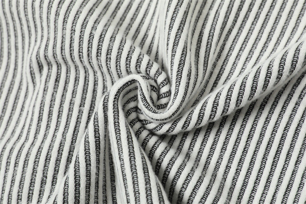 DAXUEN Short-sleeved button-up shirt with vertical stripes