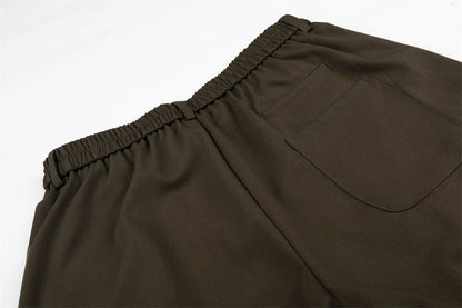 DAXUEN Knee-length casual shorts with rivet pockets