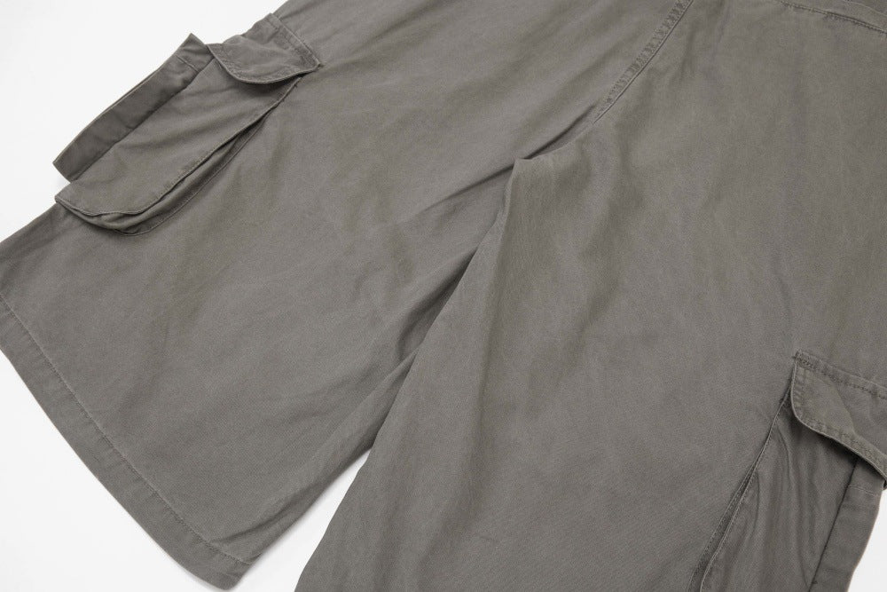 DAXUEN Layered wide-leg cargo shorts in olive-grey