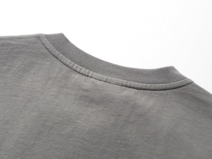 DAXUEN Oversized graphic T-shirt featuring hourglass design