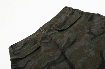 DAXUEN Wide-leg cargo pants in camouflage pattern