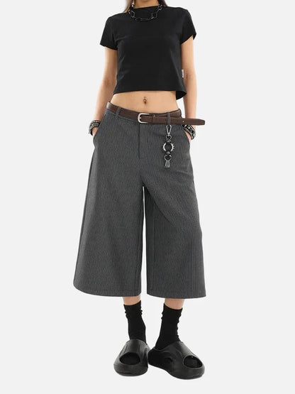Striped Vintage High-Waisted Capri Jorts