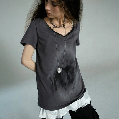 Vintage Grunge Aesthetics Graffiti Print T-Shirt