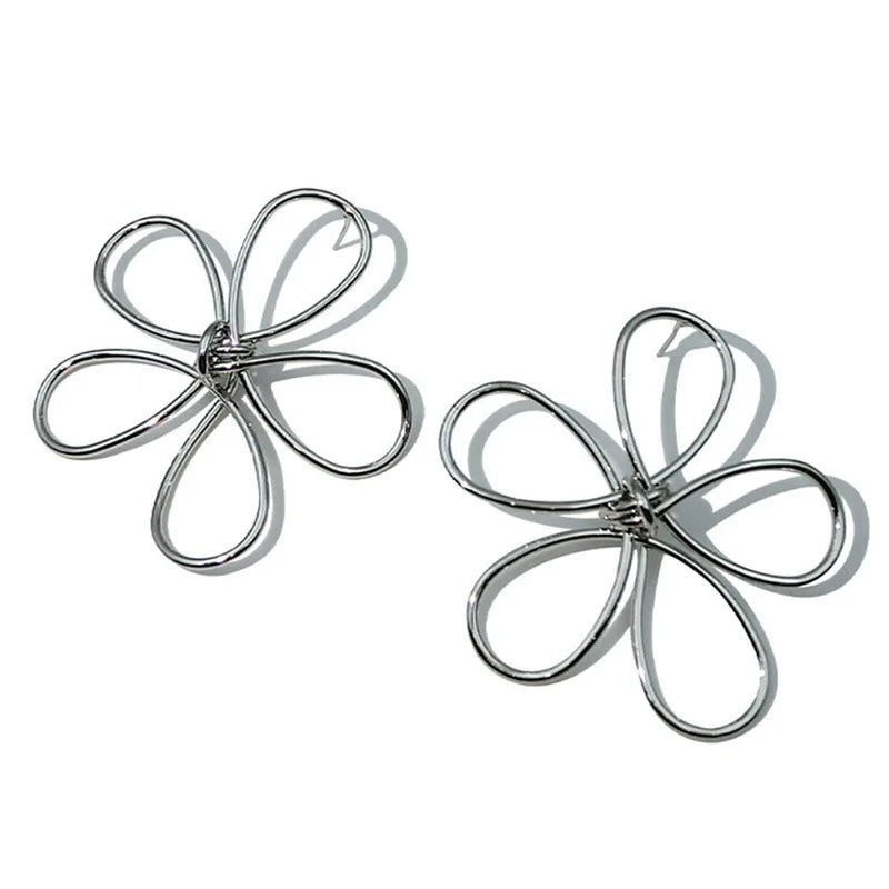 Vintage Hollow Flower Ear Stud Earring