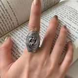 Silver Retro Swirl Distortion Gothic Ring