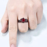 Exquisite Black Round Flower Red Stone Ring