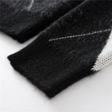Cozy O-Neck Collar Argyle Knit Sweater