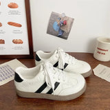 Stylish Embroidered Lace-Up Jogging Sneaker