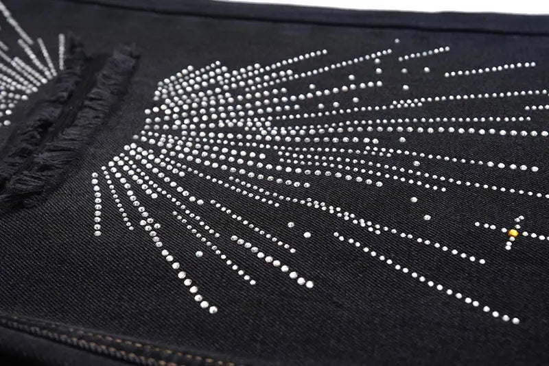 Knee Ripped Loose Jeans