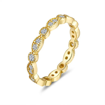 18k Gold Moissanite Diamond Enclosed Ring