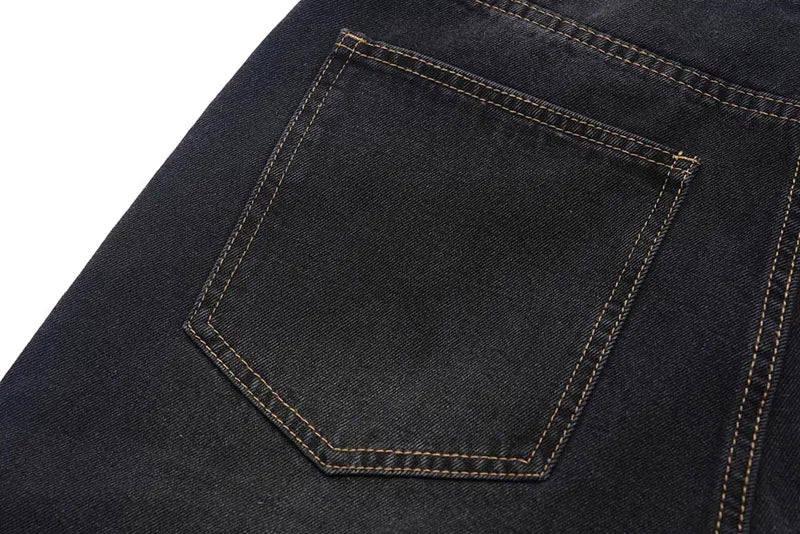 Knee Ripped Loose Jeans