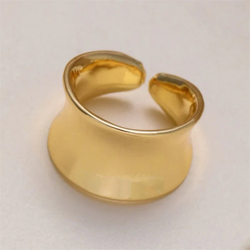 Geometric Wave Shaped Adjustable Open Ring