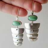 Elegant Silver Green Stone Carved Earring