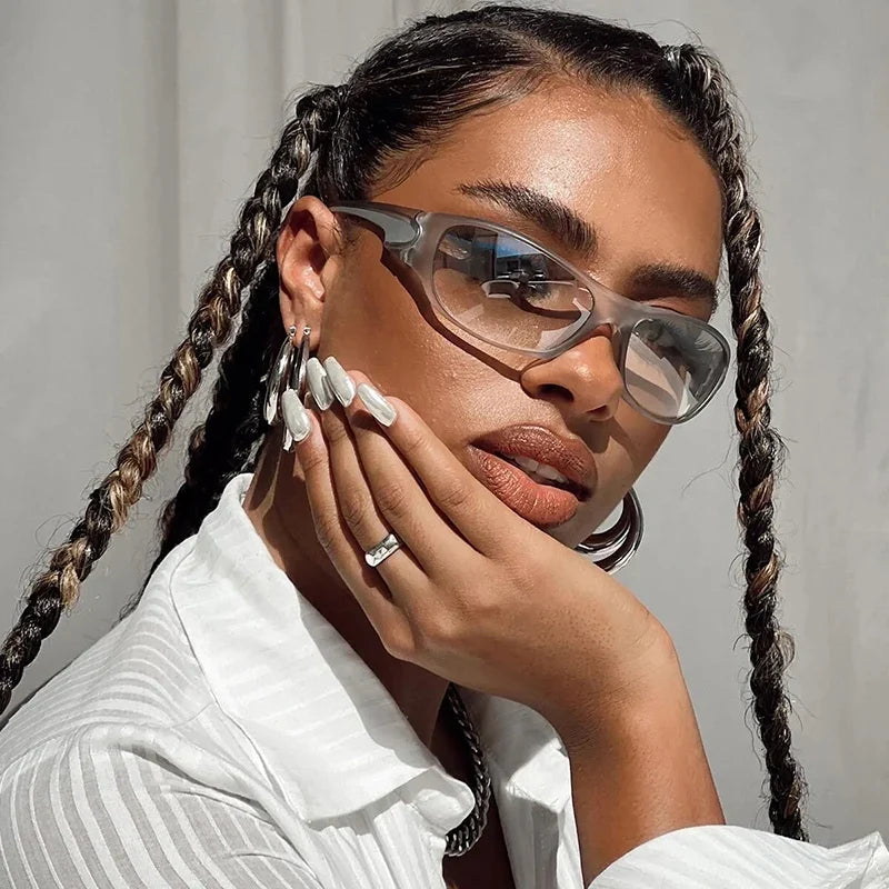 Curved Frame Sport Sunglasses