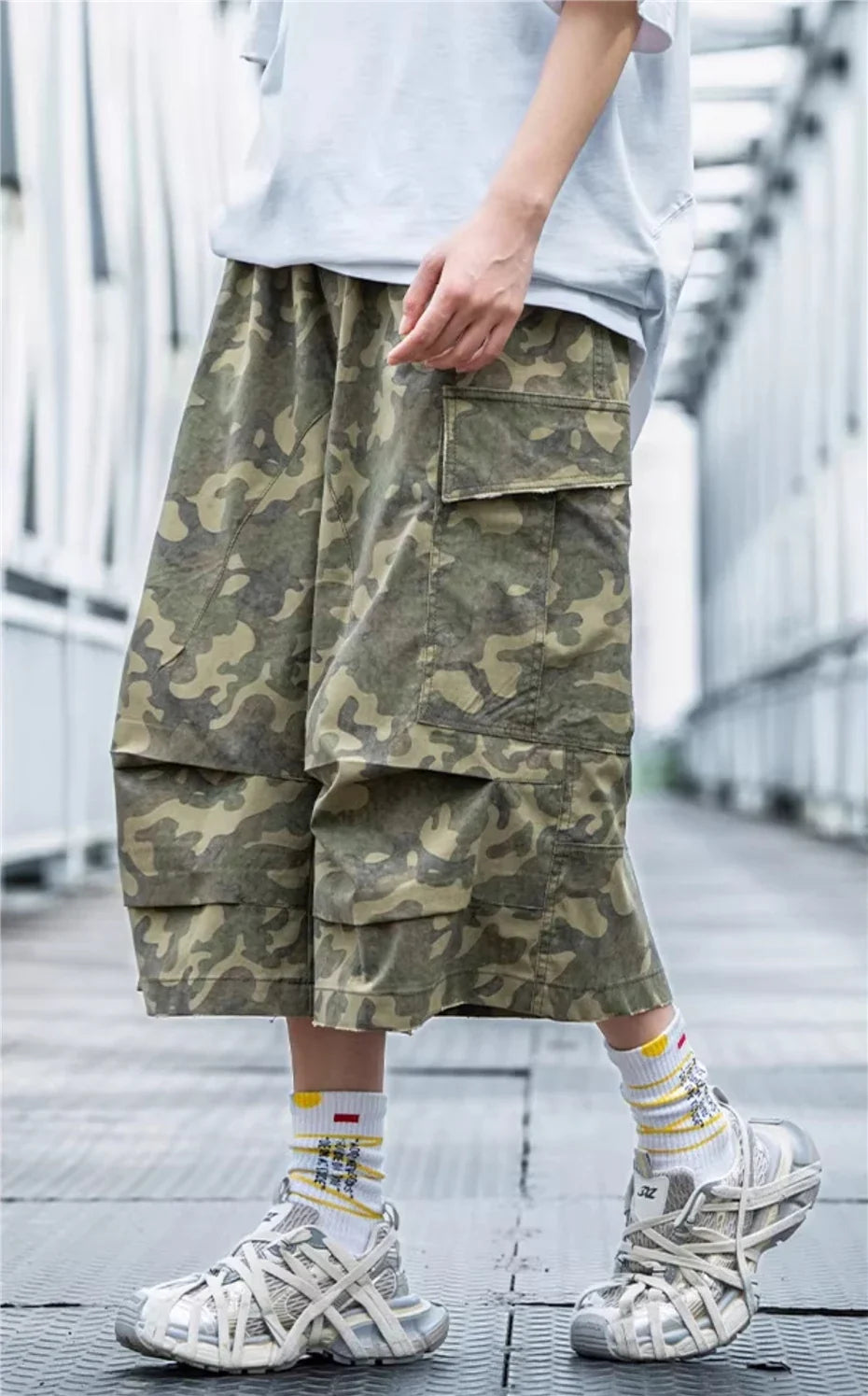 Straight & Sleek Camouflage Tactical Cargo Jorts