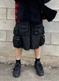 Versatile Multi-Pocket Black Tactical Cargo Short