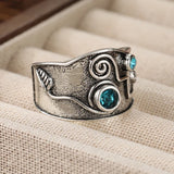 Stylish Silver Blue Stone Inlaid Ring