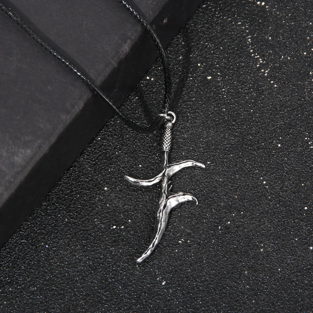 Spectral Steed Black Dagger Necklace