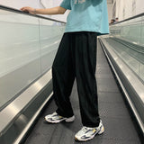 Wide-leg Wavy Pattern Pleated Pants