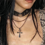 Model wearing the Ancient Elegance Necklace 