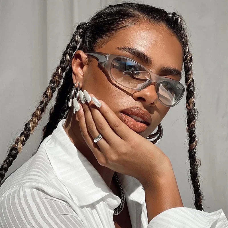 Curved Frame Sport Sunglasses