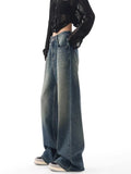 Vintage Chic Slim Button High Jeans