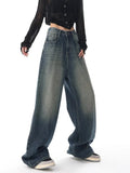 Vintage Chic Slim Button High Jeans