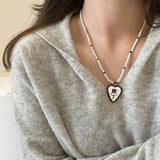 Elegant Vintage Heart Flower Choker Necklace