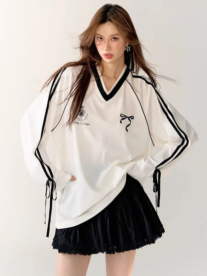 Sweet Oversized Graphic V-Neck Sweatshirts
