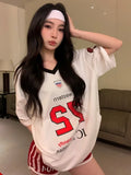Retro Stylish Letter Graphic V-Neck T-Shirt