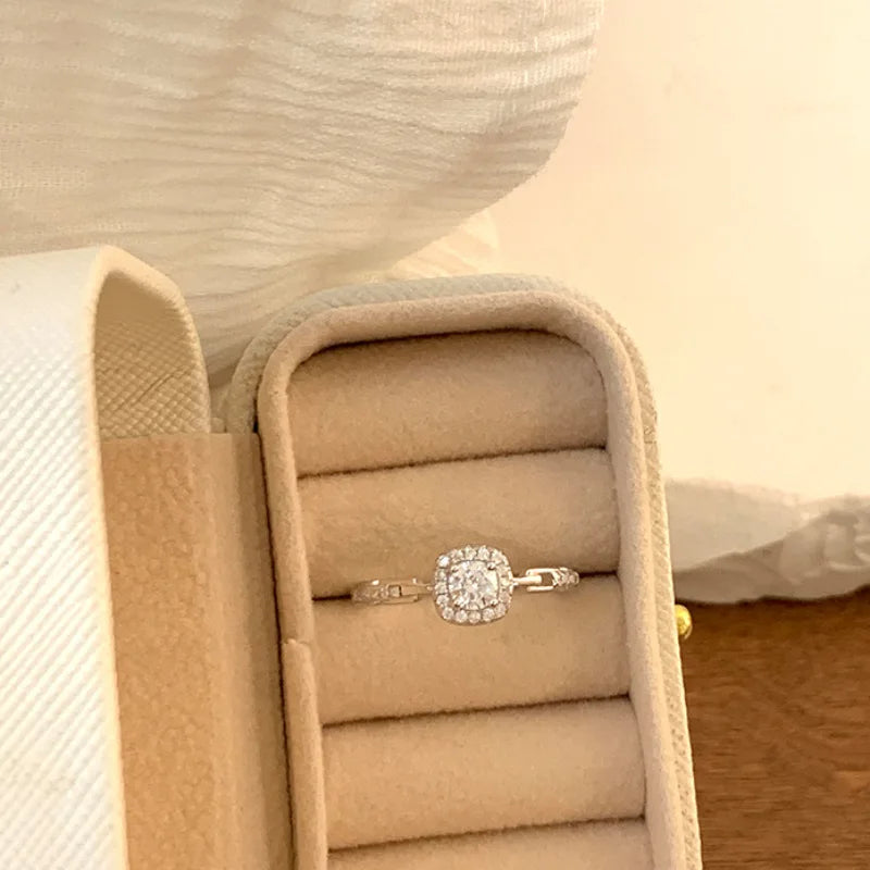 Elegant Silver Zircon Geometry Ring