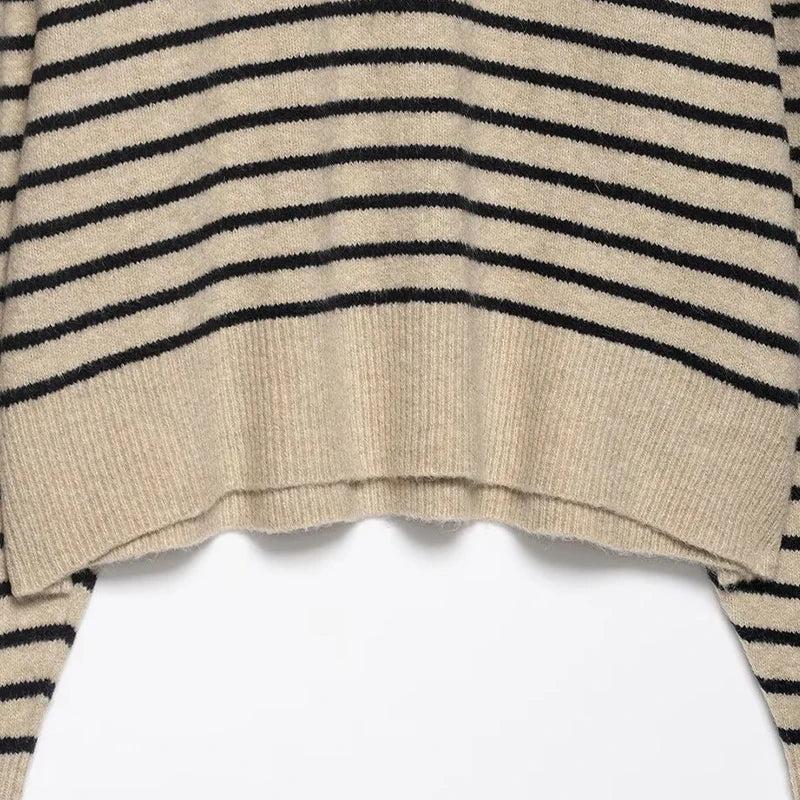 Chic Striped Knitted O-Neck Collar Sweater