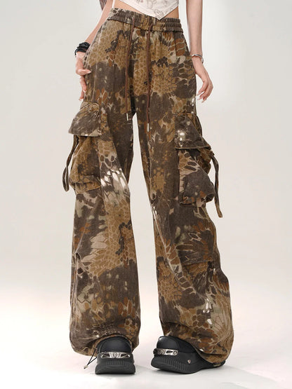 Stylish Snake Patterned Wide Leg Pants