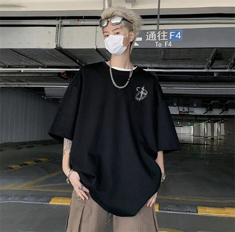 Gothic Letter Print Crewneck T-Shirt