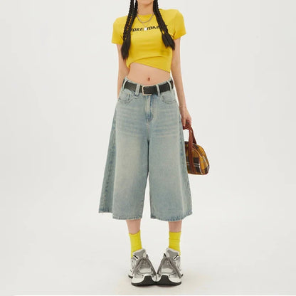 Model wearing the blue Casual Vintage Edge Shorts 